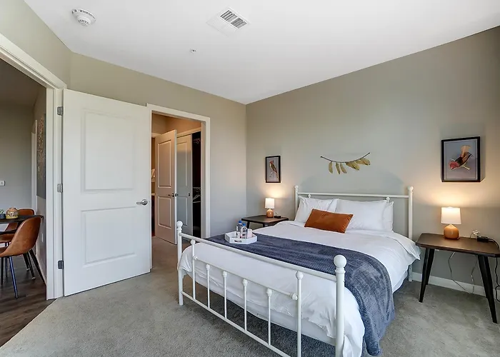Apartamento The Urban Oasis Garage Parking Walk-in Shower